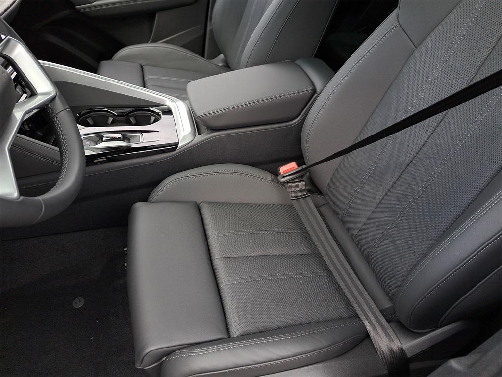 new 2025 Audi Q5 car, priced at $61,950