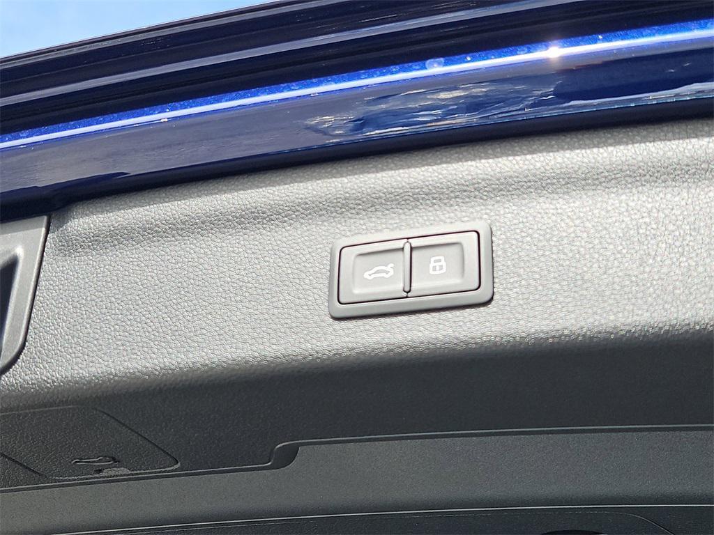 new 2025 Audi Q3 car, priced at $43,610