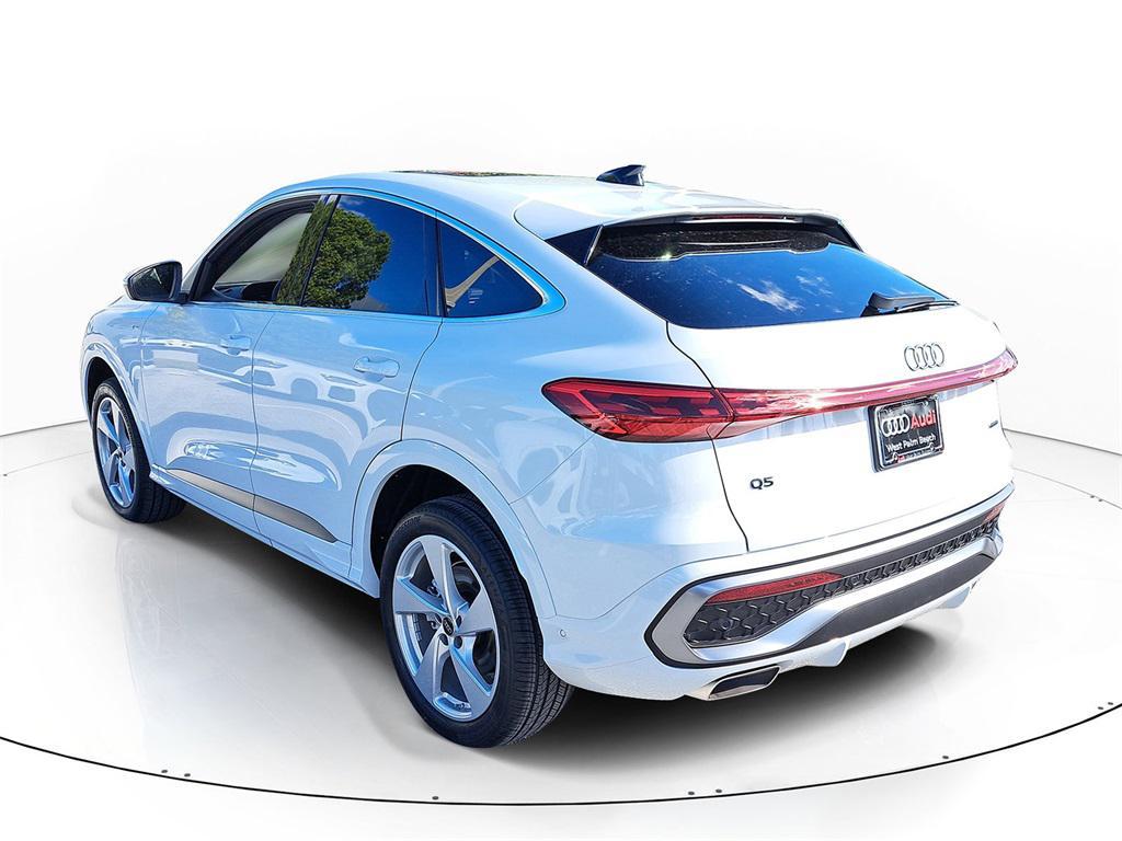 new 2025 Audi Q5 car, priced at $61,950