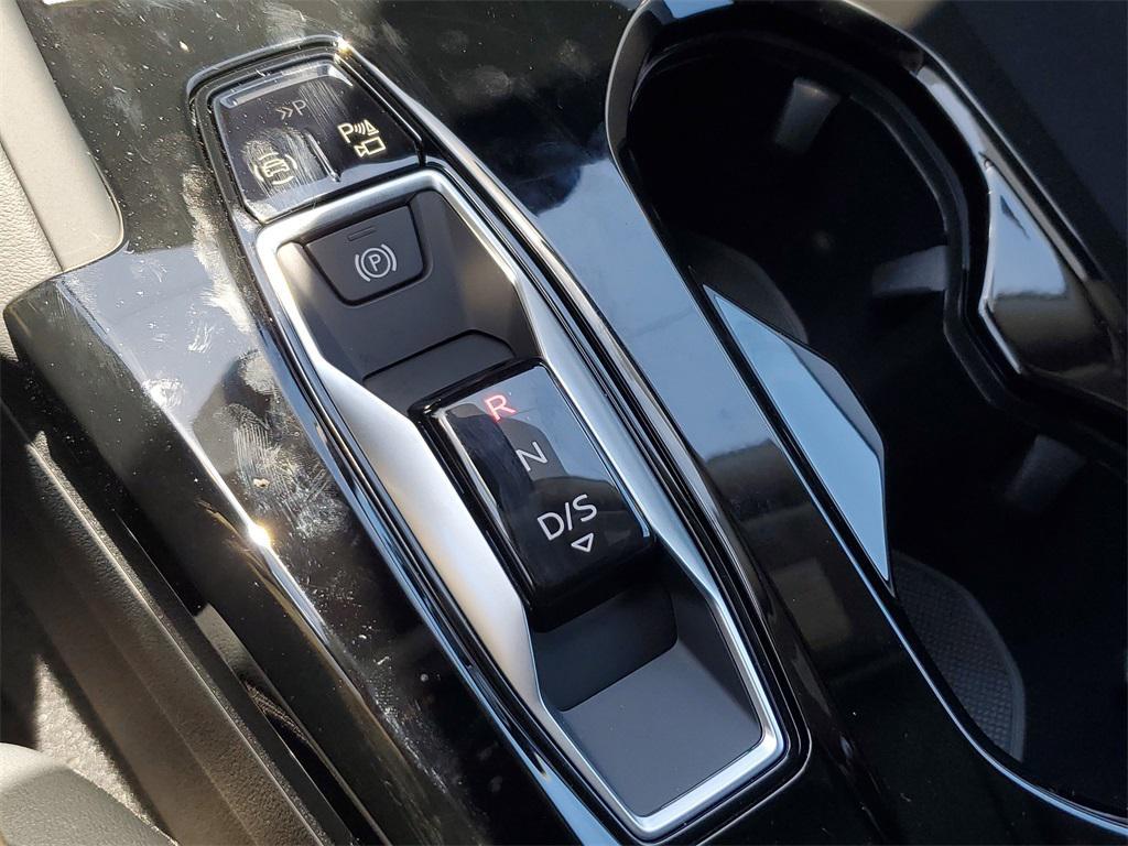 new 2025 Audi Q5 car, priced at $60,950