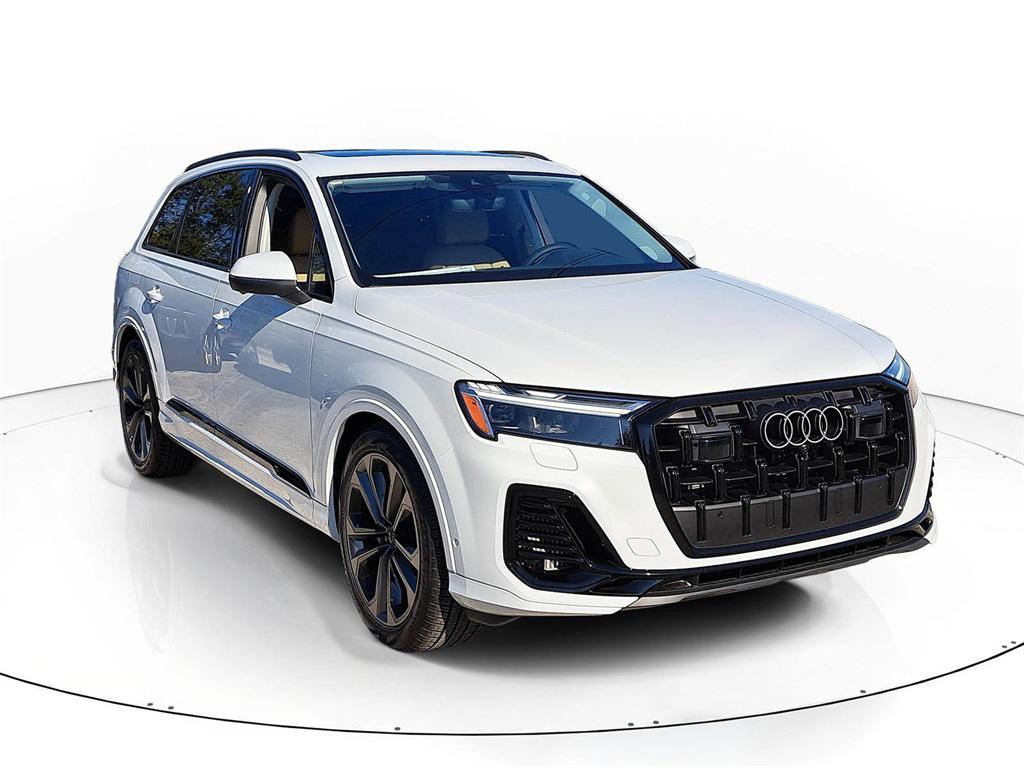 new 2026 Audi Q7 car, priced at $79,005