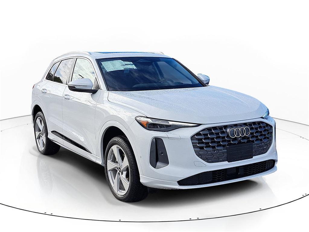 new 2025 Audi Q5 car, priced at $60,950