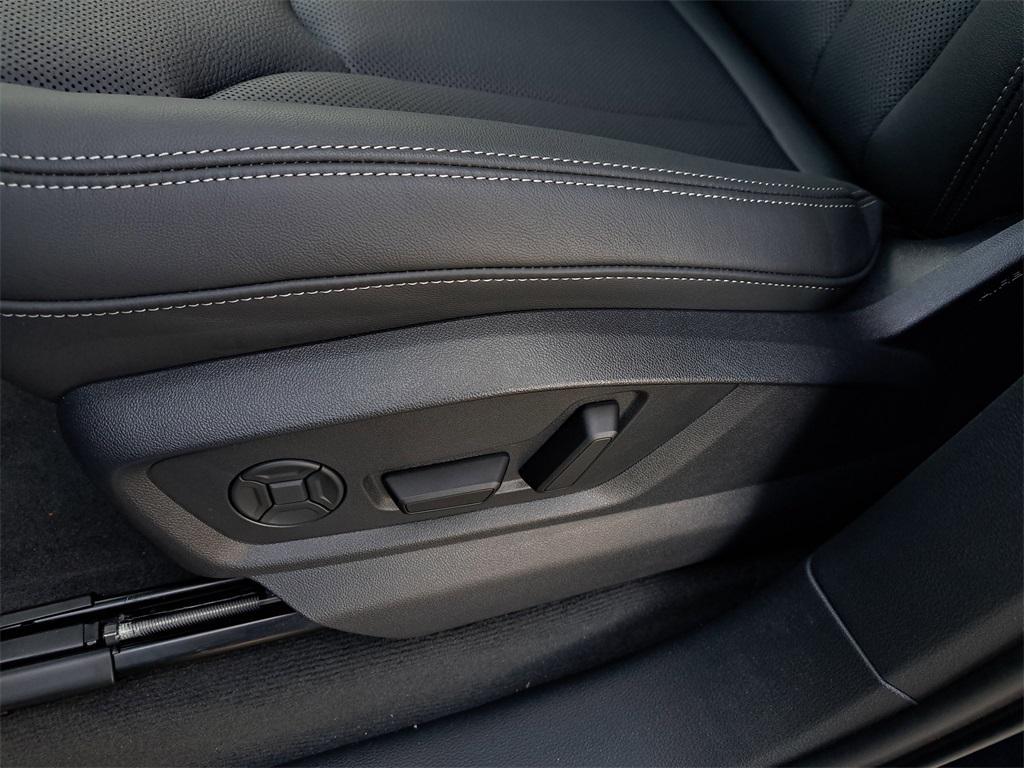 new 2026 Audi Q7 car, priced at $79,005