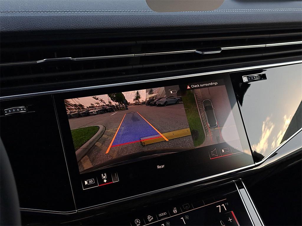 new 2026 Audi Q7 car, priced at $79,005