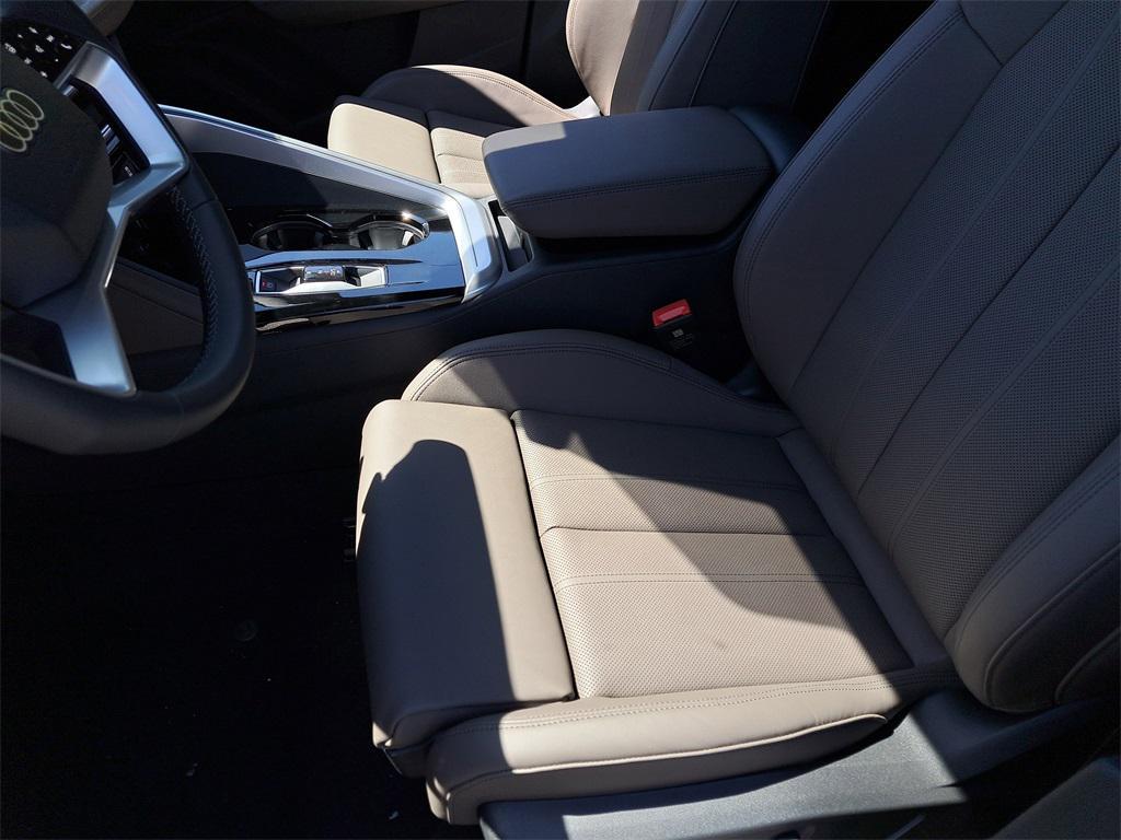 new 2025 Audi Q5 car, priced at $60,950