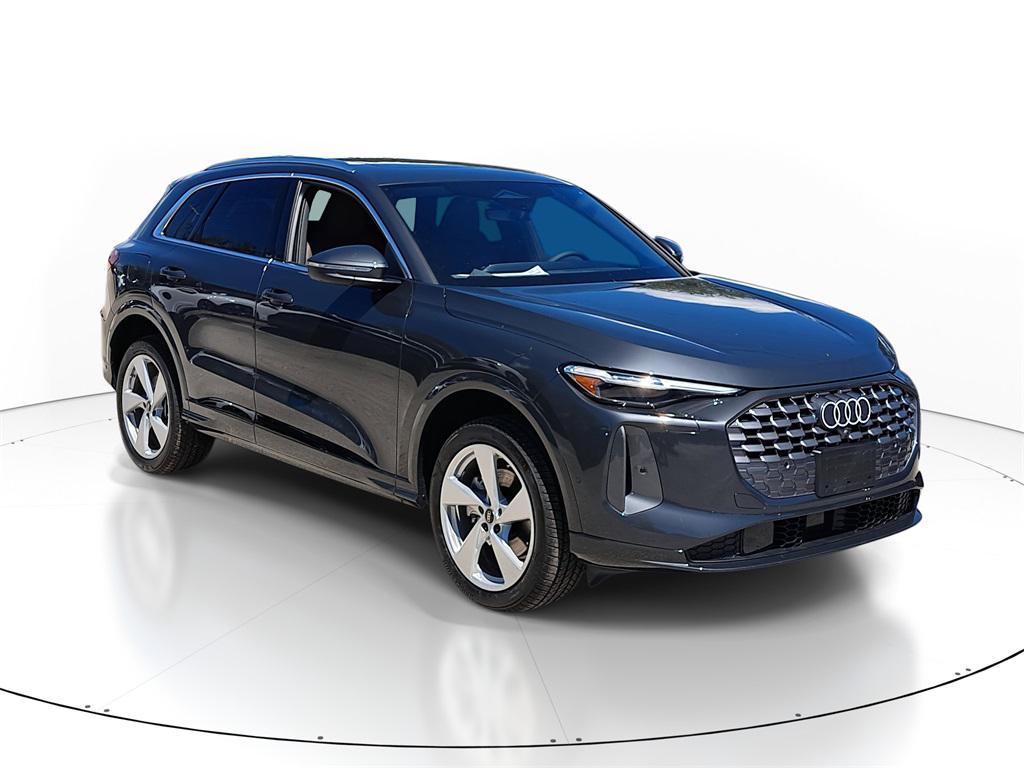 new 2025 Audi Q5 car, priced at $60,950