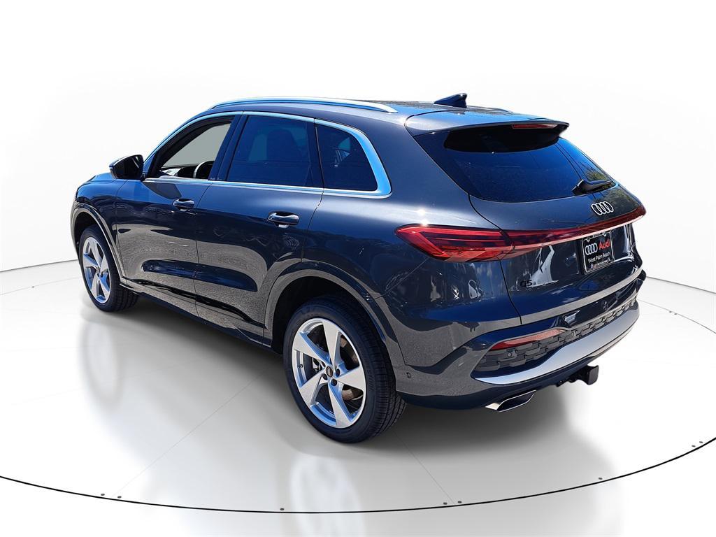 new 2025 Audi Q5 car, priced at $60,950