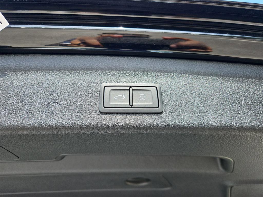 new 2025 Audi Q3 car, priced at $44,740