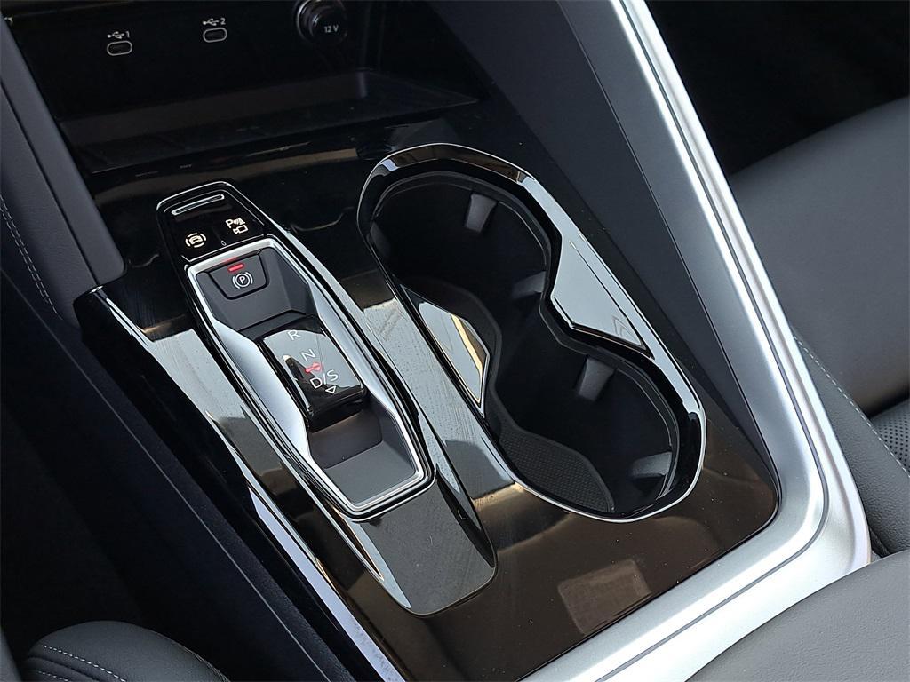 new 2025 Audi Q5 car, priced at $60,300