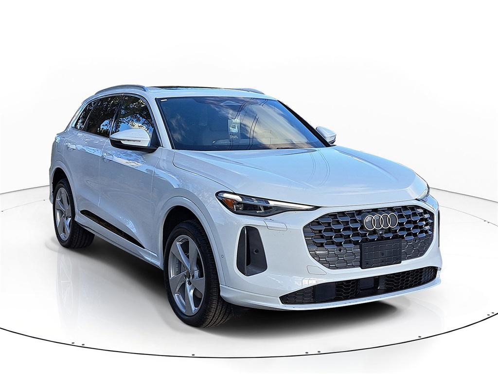 new 2025 Audi Q5 car, priced at $60,950