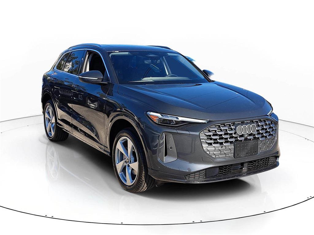 new 2025 Audi Q5 car, priced at $60,950