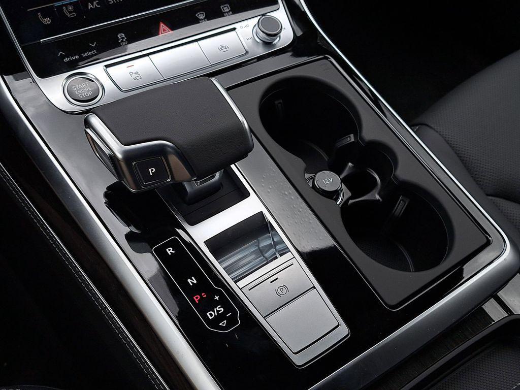 new 2026 Audi Q7 car, priced at $78,560