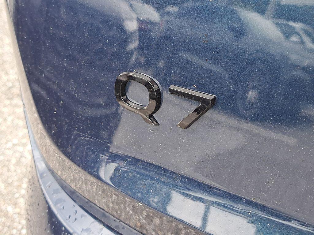 new 2026 Audi Q7 car, priced at $78,560