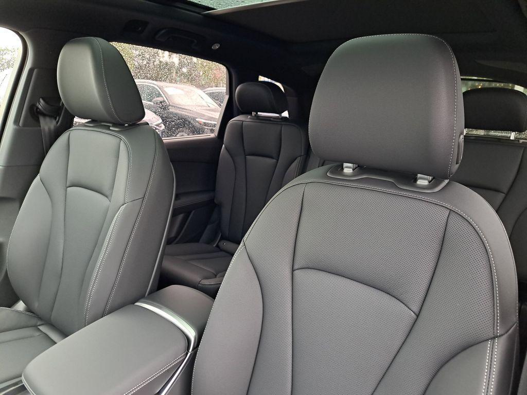 new 2026 Audi Q7 car, priced at $78,560
