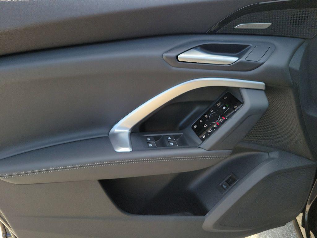 new 2025 Audi Q5 car, priced at $55,900