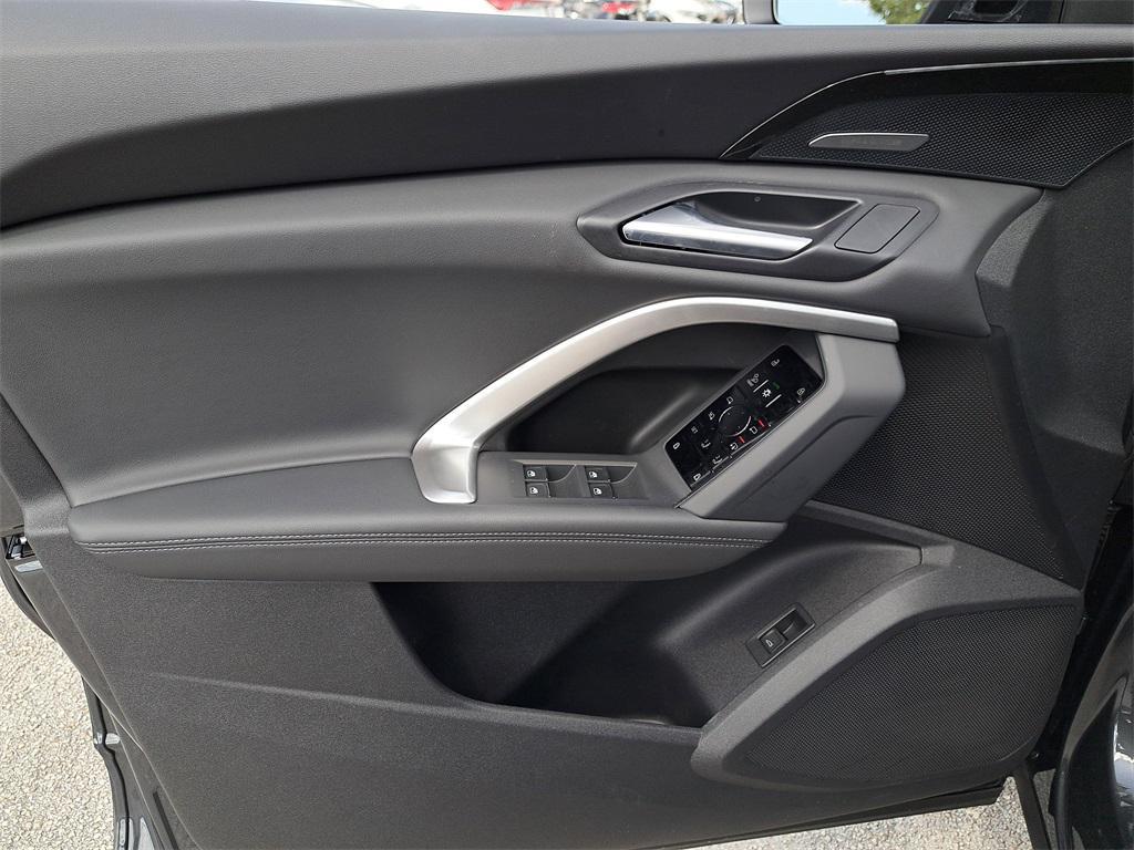 new 2025 Audi Q5 car, priced at $63,900