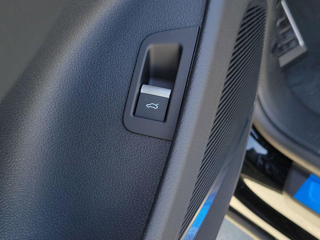 new 2026 Audi RS Q8 car, priced at $150,560