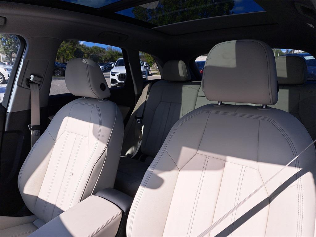 new 2025 Audi Q5 car, priced at $58,900