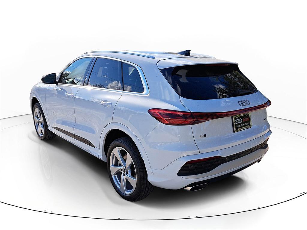 new 2025 Audi Q5 car, priced at $61,430