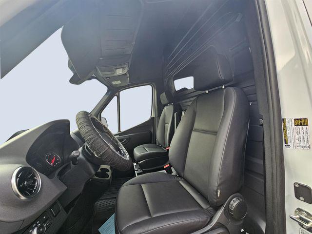 new 2026 Mercedes-Benz Sprinter 2500 car, priced at $65,438