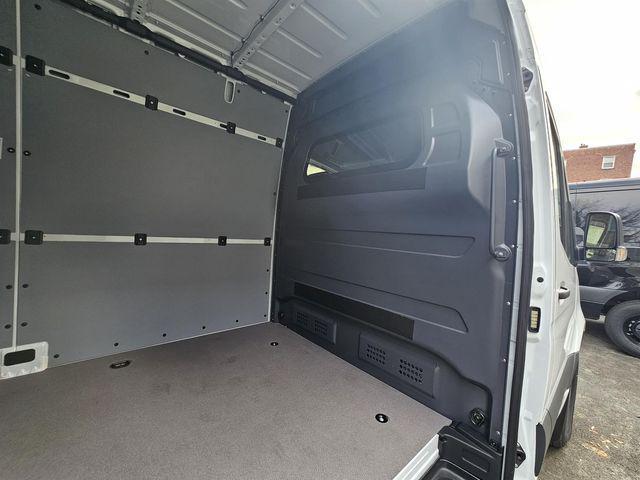 new 2026 Mercedes-Benz Sprinter 2500 car, priced at $65,438