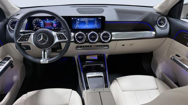 new 2026 Mercedes-Benz GLB 250 car, priced at $53,144