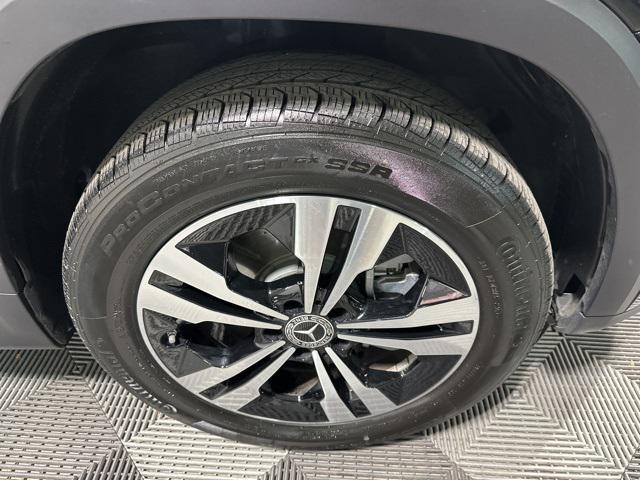 used 2025 Mercedes-Benz GLB 250 car, priced at $40,881