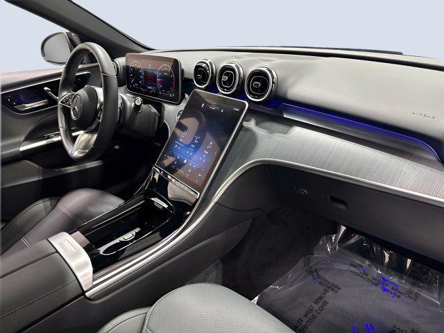 Mercedes-Benz C-Class view 12