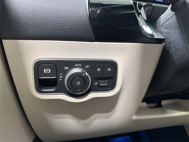 used 2025 Mercedes-Benz GLA 250 car, priced at $38,881