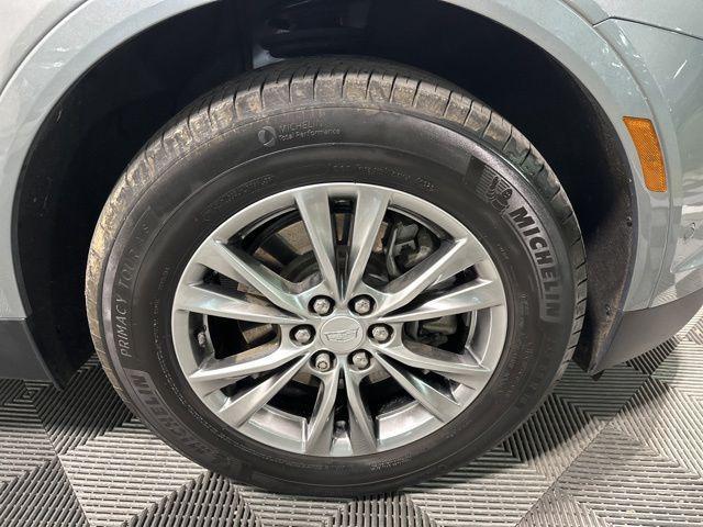 used 2023 Cadillac XT5 car, priced at $35,686