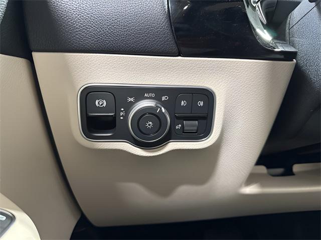 used 2022 Mercedes-Benz GLA 250 car, priced at $26,881