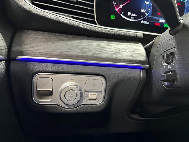 Mercedes-Benz GLE view 16