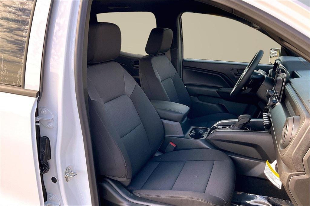 new 2026 Chevrolet Colorado car, priced at $33,780