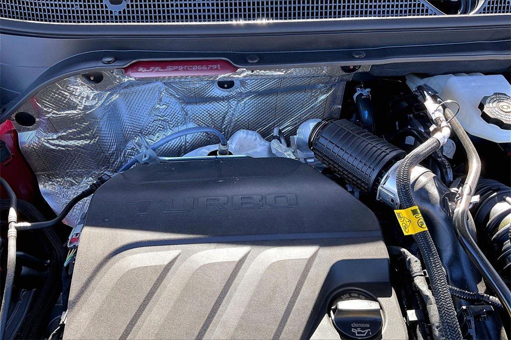 new 2026 Chevrolet Trax car, priced at $28,530