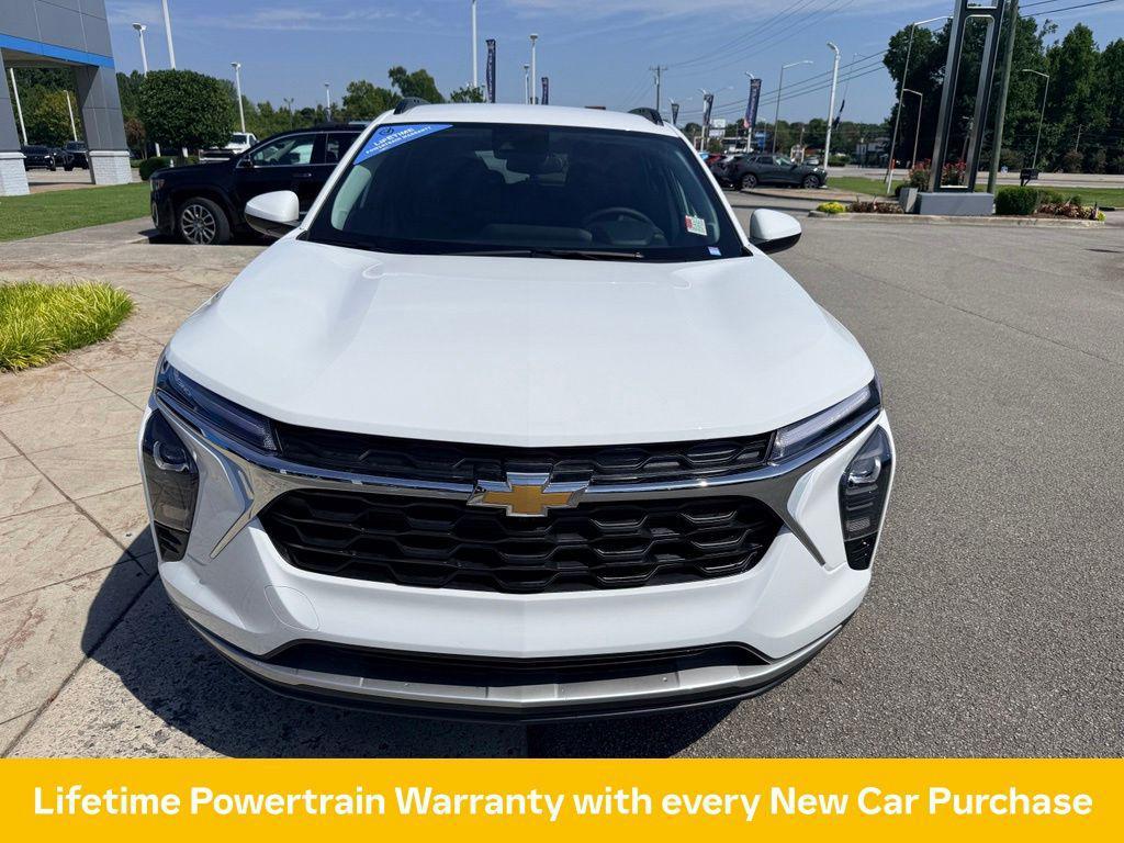 new 2026 Chevrolet Trax car, priced at $25,135