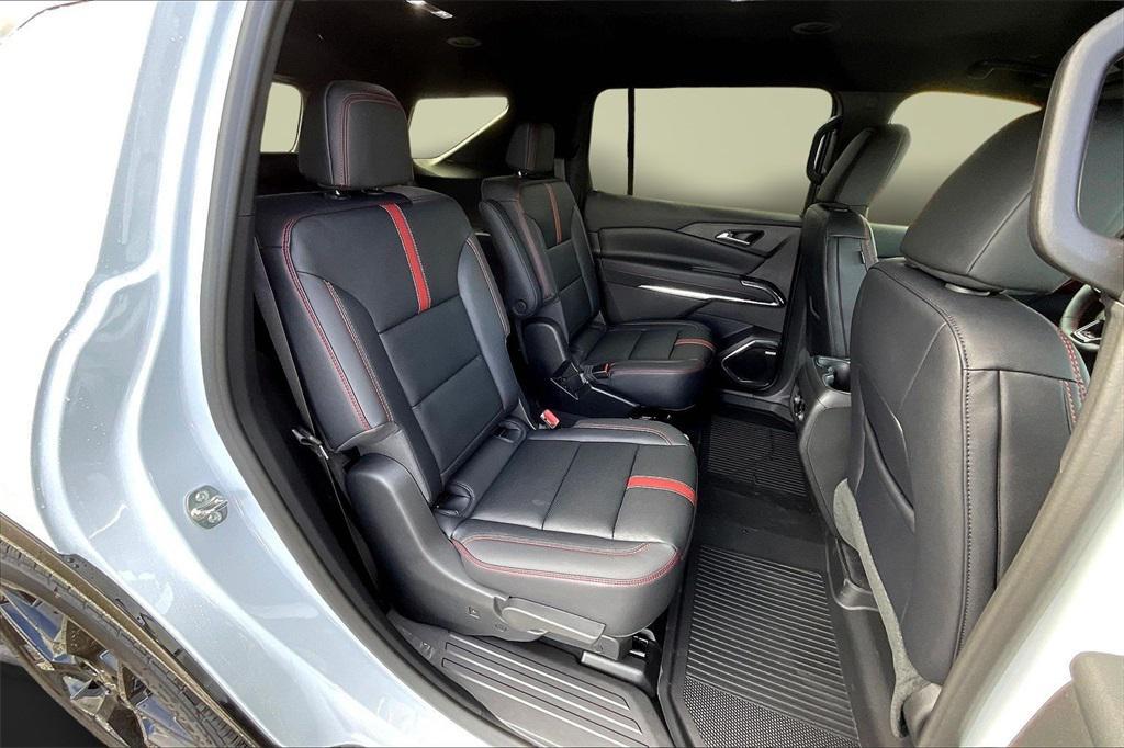 new 2026 Chevrolet Traverse car, priced at $56,715