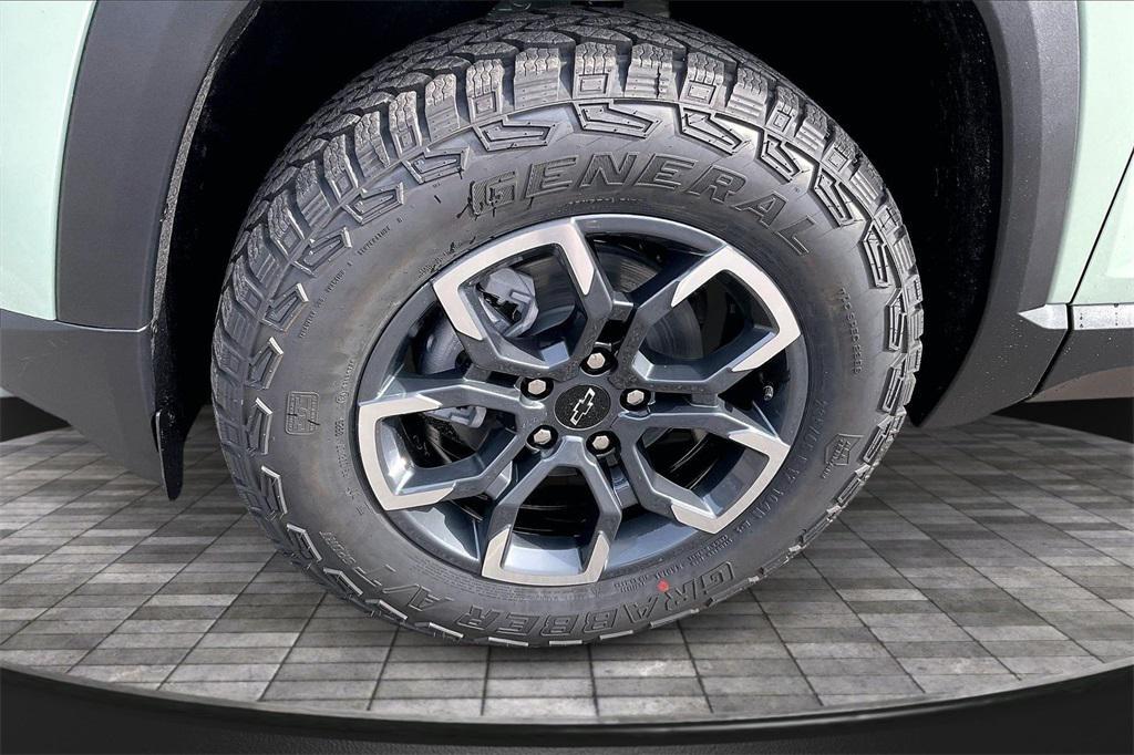 new 2026 Chevrolet Equinox car, priced at $34,115