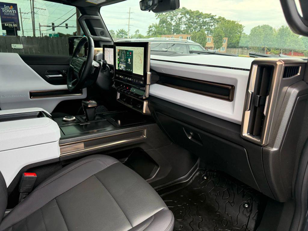 used 2025 GMC HUMMER EV Pickup car, priced at $92,500