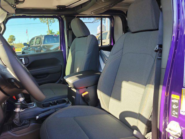 new 2026 Jeep Gladiator car, priced at $40,895