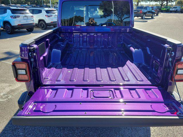 new 2026 Jeep Gladiator car, priced at $40,895