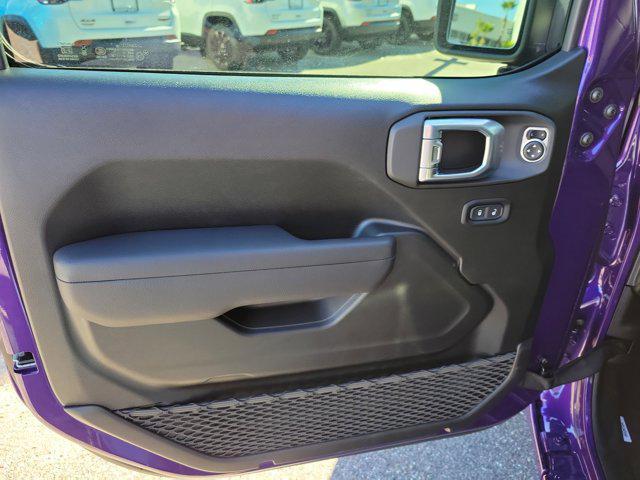 new 2026 Jeep Gladiator car, priced at $40,895