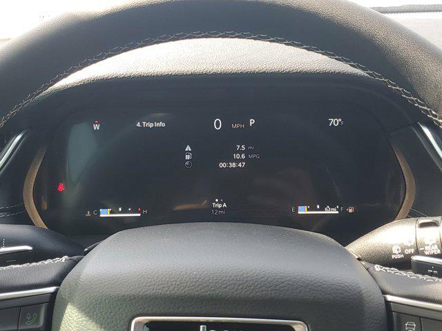 new 2025 Jeep Grand Cherokee car, priced at $37,951