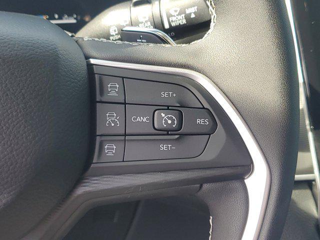 new 2025 Jeep Grand Cherokee car, priced at $37,951