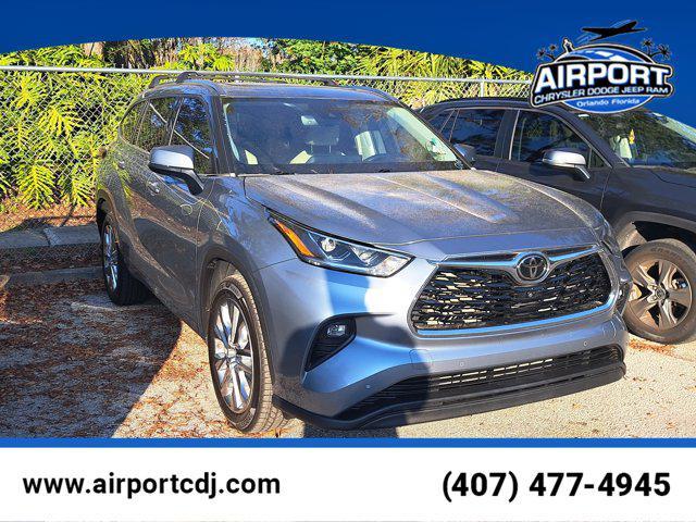 used 2021 Toyota Highlander car, priced at $29,858