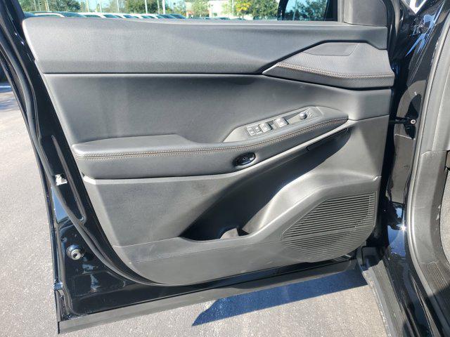 new 2026 Jeep Cherokee car, priced at $38,665