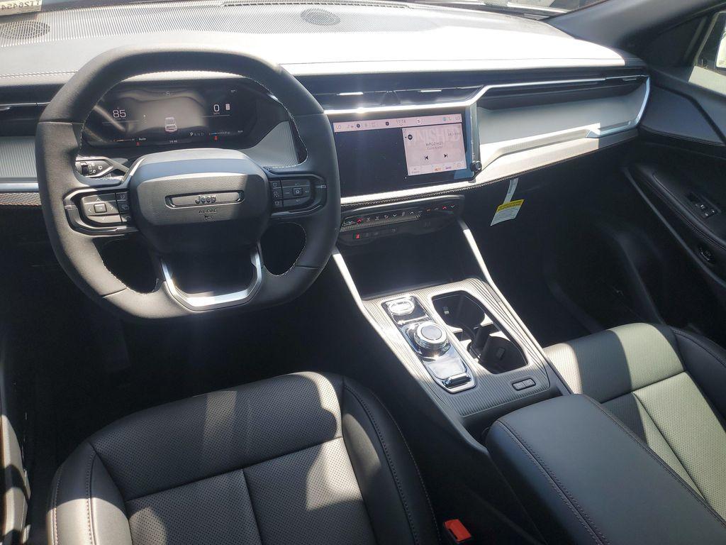 new 2026 Jeep Cherokee car, priced at $40,384