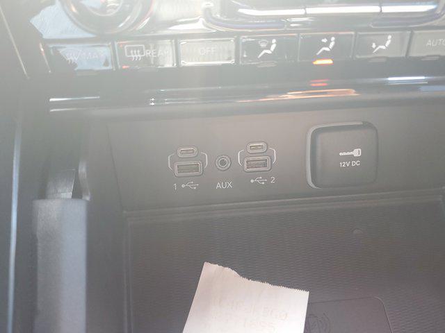 new 2025 Jeep Grand Cherokee L car