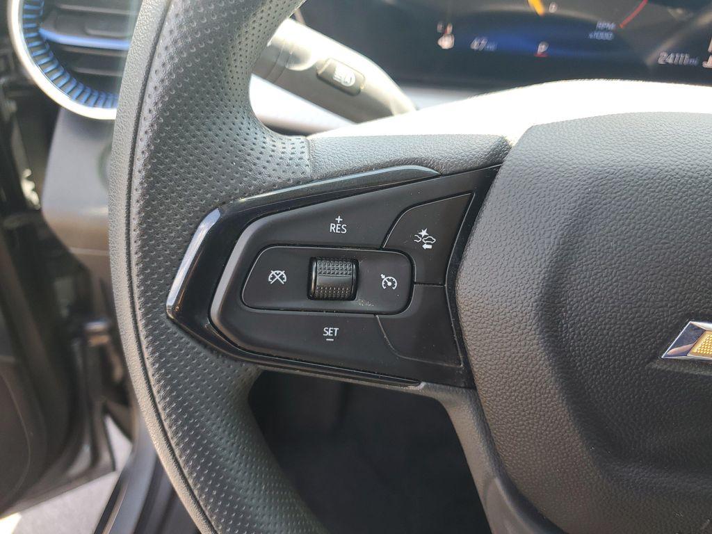 used 2025 Chevrolet Trax car, priced at $21,555