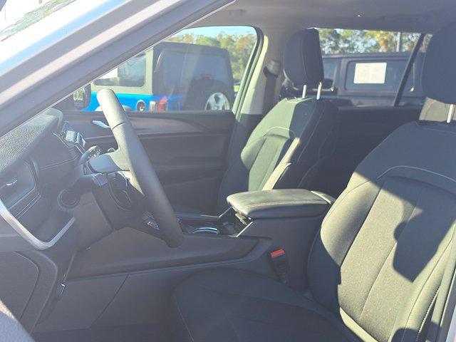 used 2023 Jeep Grand Cherokee L car, priced at $26,939