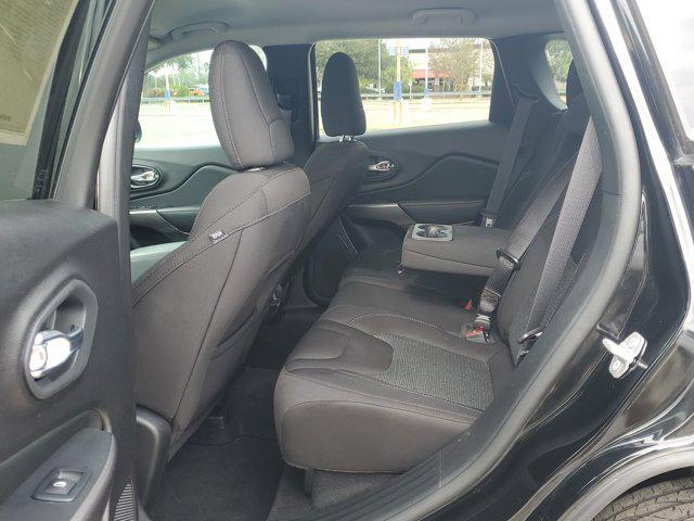 used 2021 Jeep Cherokee car, priced at $13,799